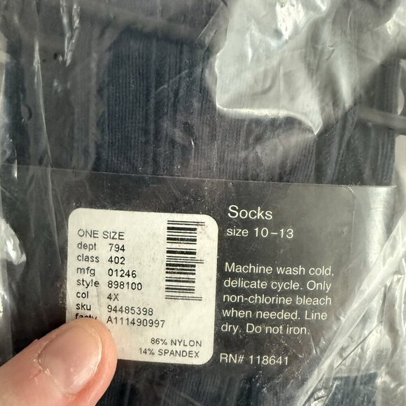 Lane Bryant Women's Black Casual Textured Comfy Trouser Socks Size 10-13 NWT - Picture 3 of 3